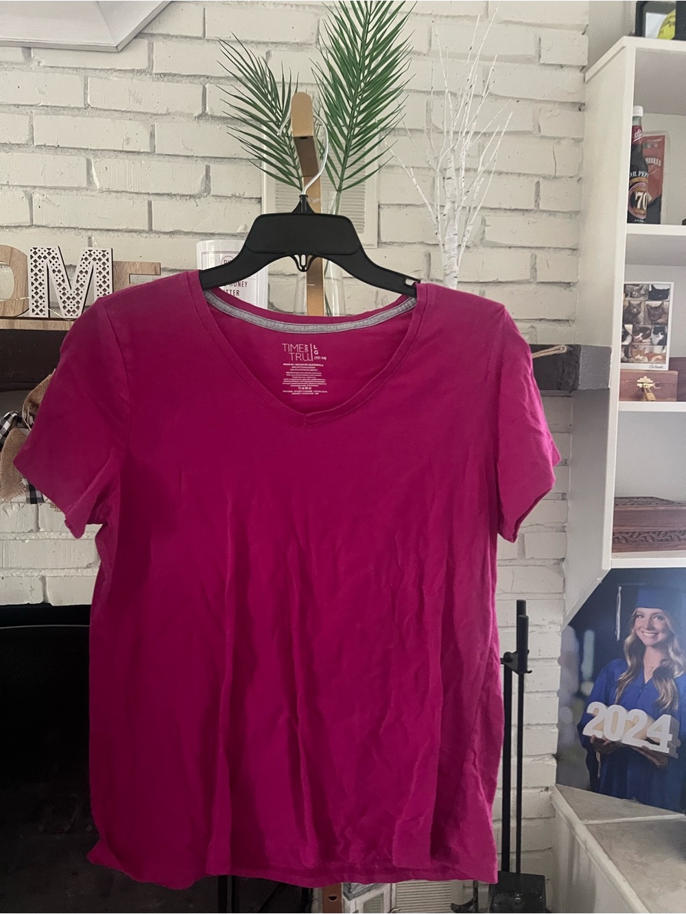 Time and Tru Women’s Short Sleeve V-Neck Tee - Fuchsia